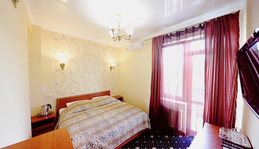 Hotel Afrodita Truskavets Quarto foto